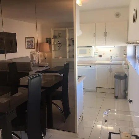 Luckey Homes - Rue Ricord Laty Apartment *